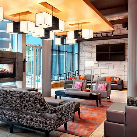Aloft Montreal Airport Hotel Dorval Ngoại thất bức ảnh