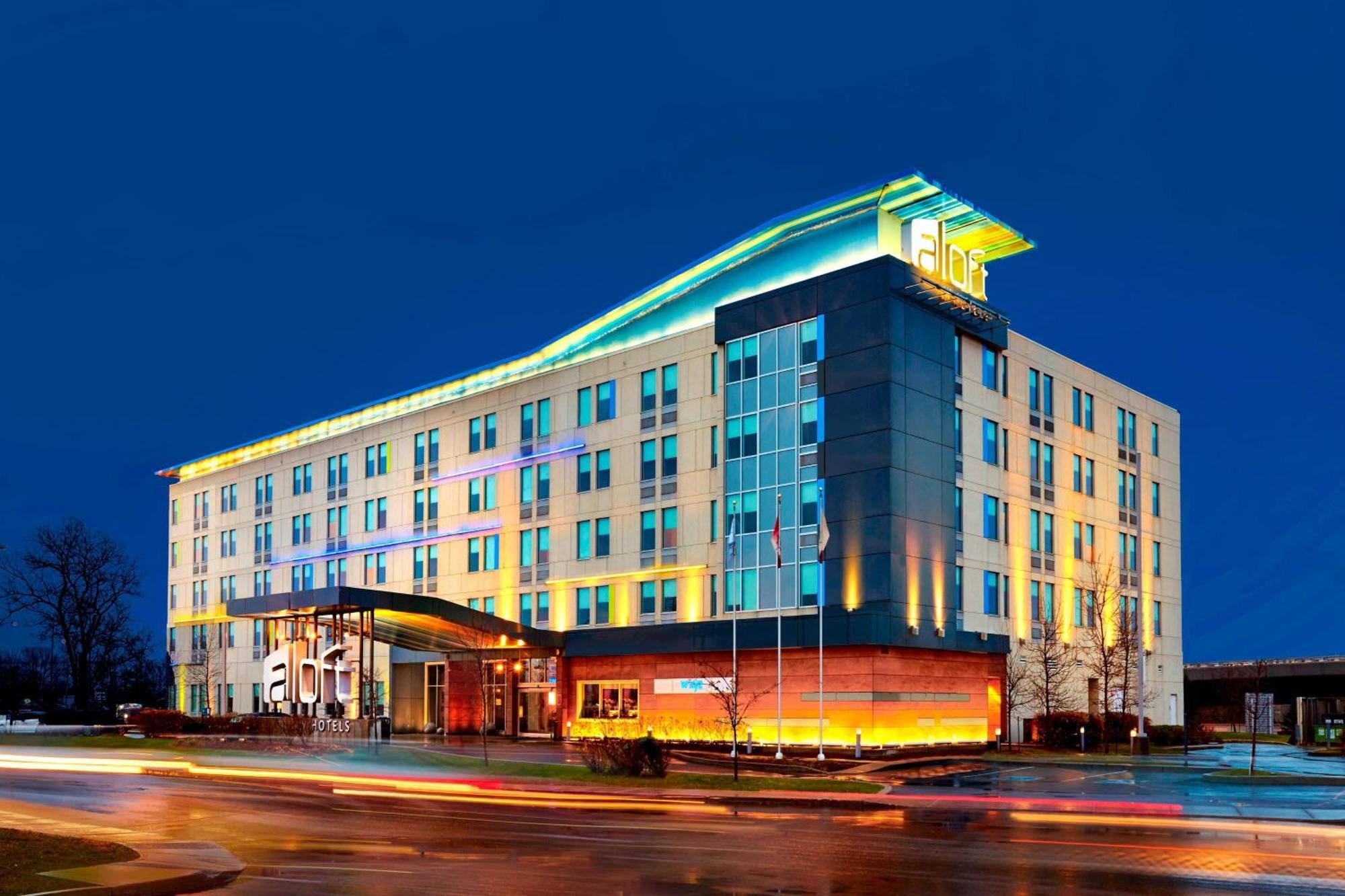 Aloft Montreal Airport Hotel Dorval Ngoại thất bức ảnh