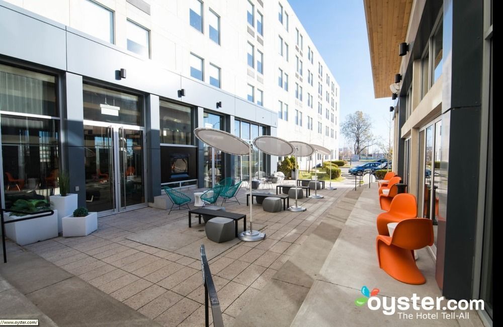 Aloft Montreal Airport Hotel Dorval Ngoại thất bức ảnh